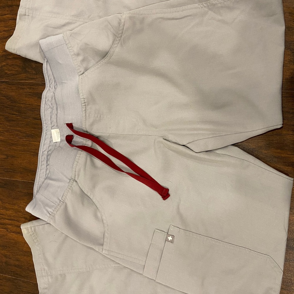 Kade FIGS small petite in cement